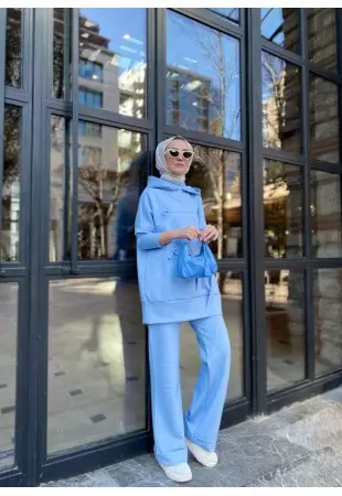 Babe Blue Takım