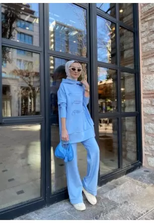 Babe Blue Takım